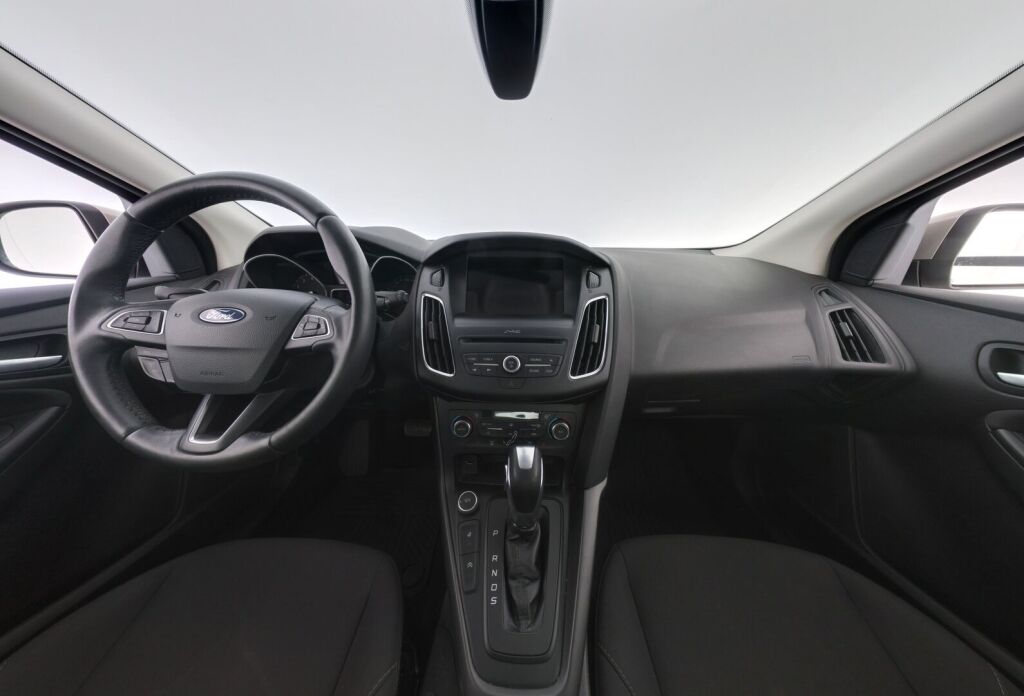 Ford Focus 2018 Harmaa