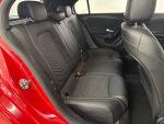 Mercedes-Benz A 2018 Punainen
