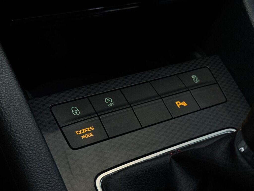 Skoda Octavia 2015 Sininen
