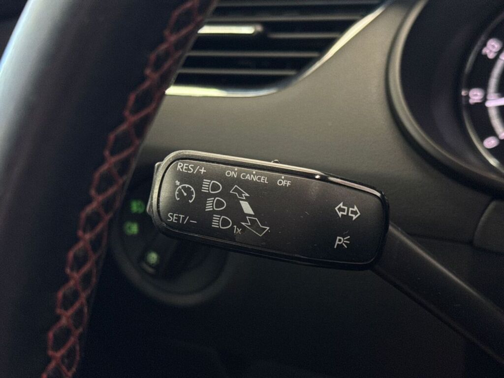 Skoda Octavia 2015 Sininen