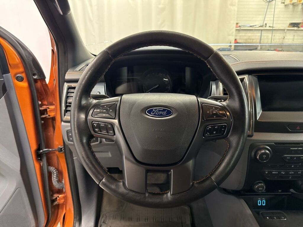 Ford Ranger 2018 Punainen