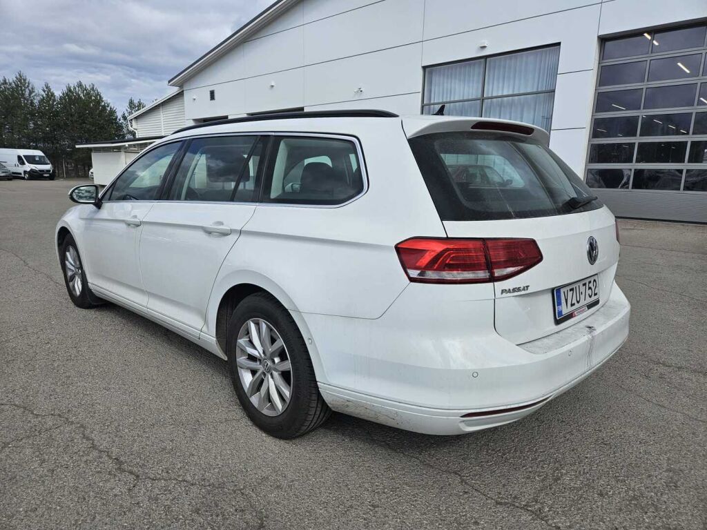 Volkswagen Passat 2018 Valkoinen