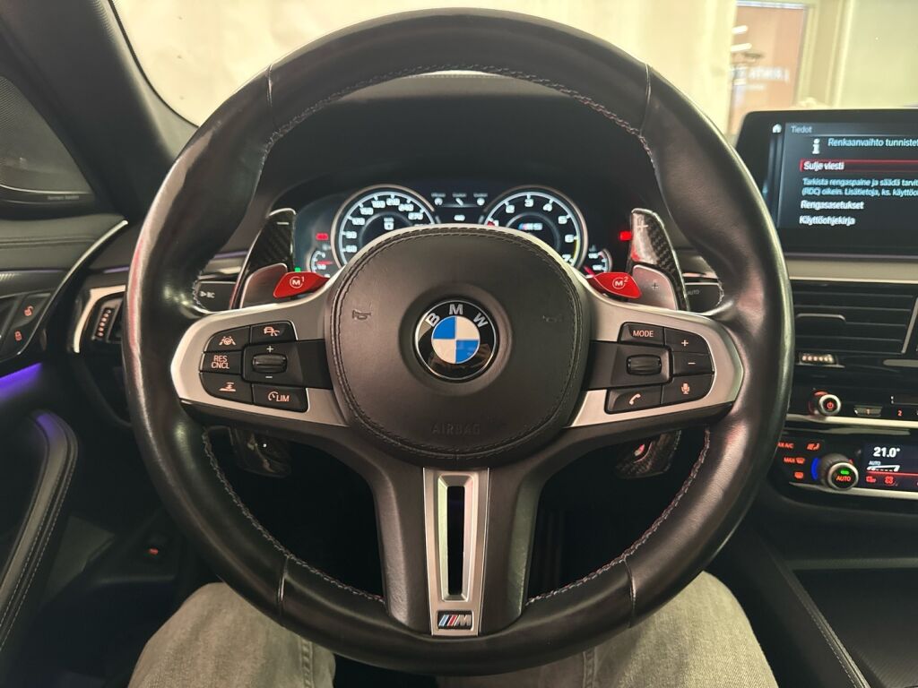 BMW M5 2018 Valkoinen