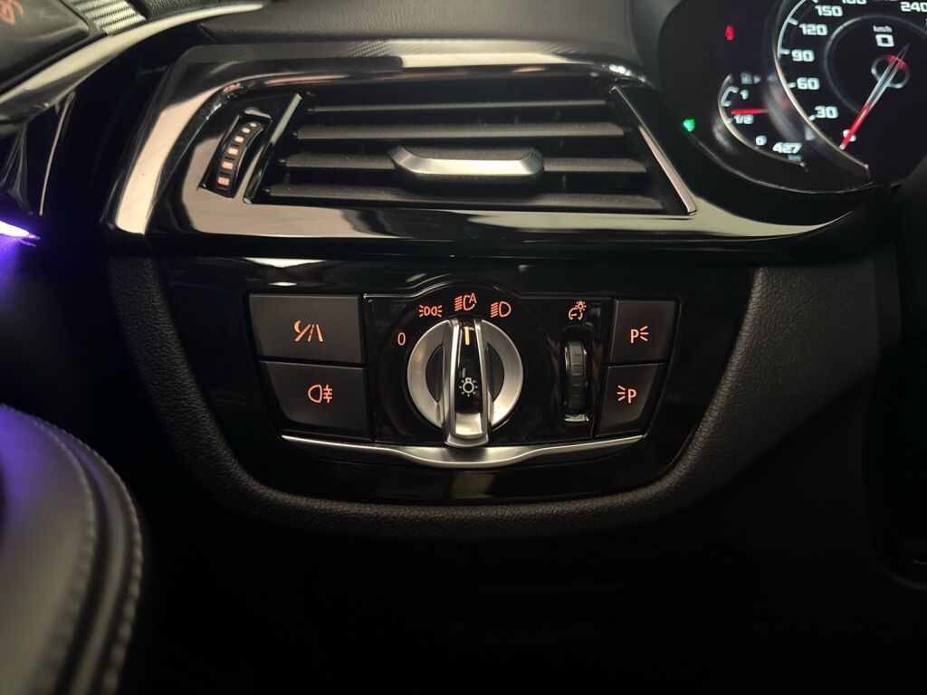 BMW M5 2018 Valkoinen