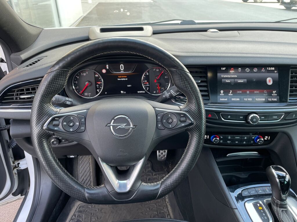 Opel Insignia 2018 Valkoinen