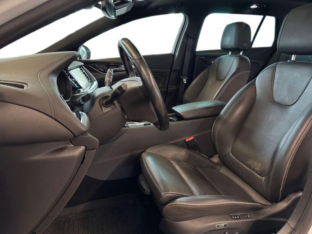 Opel Insignia 2018 Valkoinen