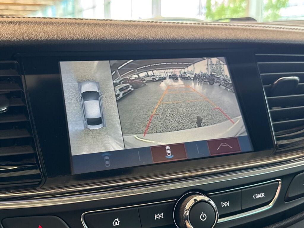 Opel Insignia 2018 Valkoinen