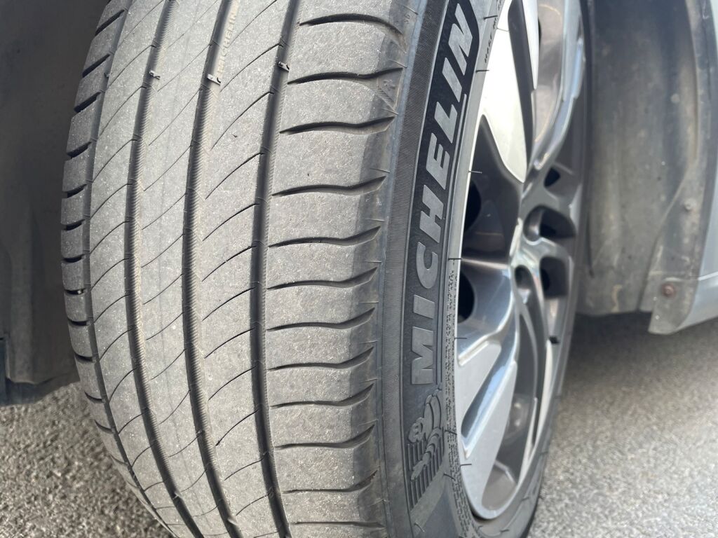 Opel Insignia 2018 Valkoinen