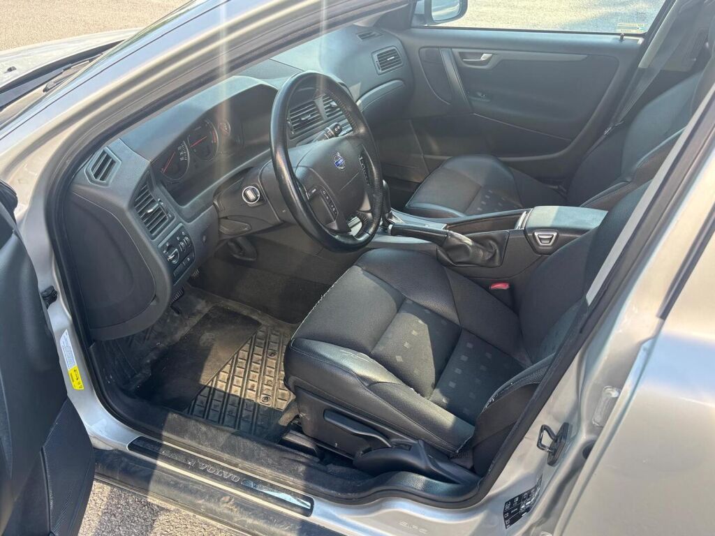 Volvo V70 2007 Hopea