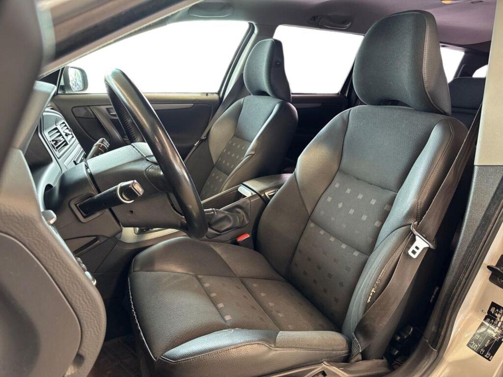 Volvo V70 2007 Hopea