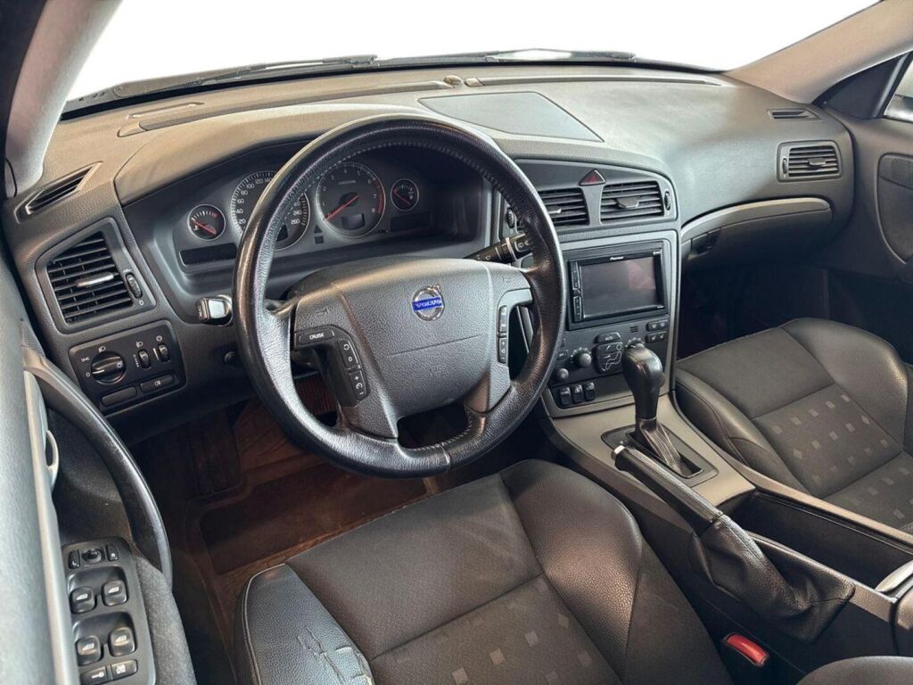 Volvo V70 2007 Hopea