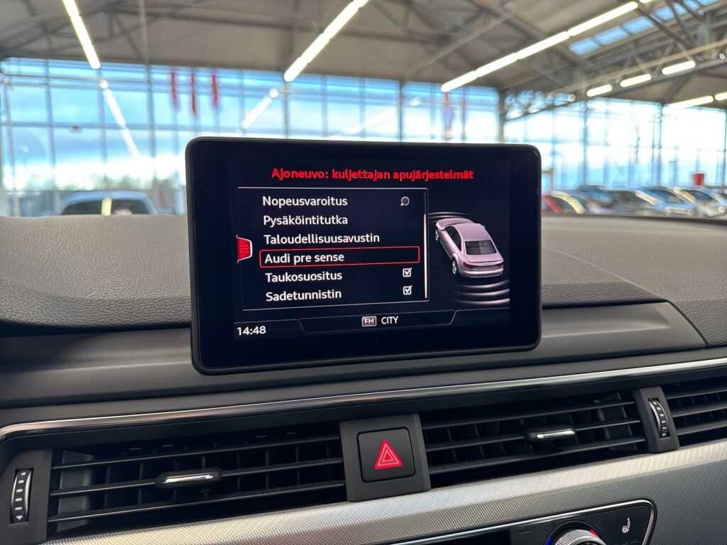 Audi A4 2018 Valkoinen