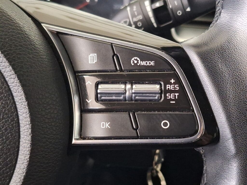 Kia Ceed 2018 Ruskea (beige)