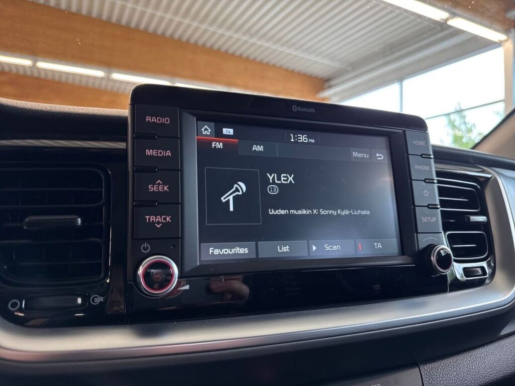 Kia Stonic 2018 Metallinhohto Harmaa