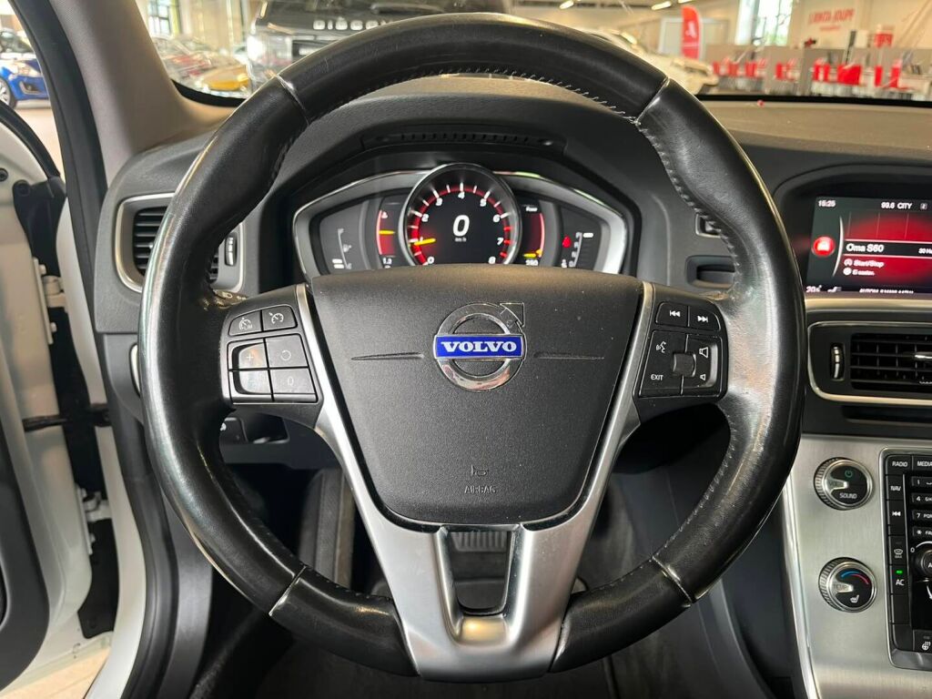 Volvo S60 2018 Valkoinen