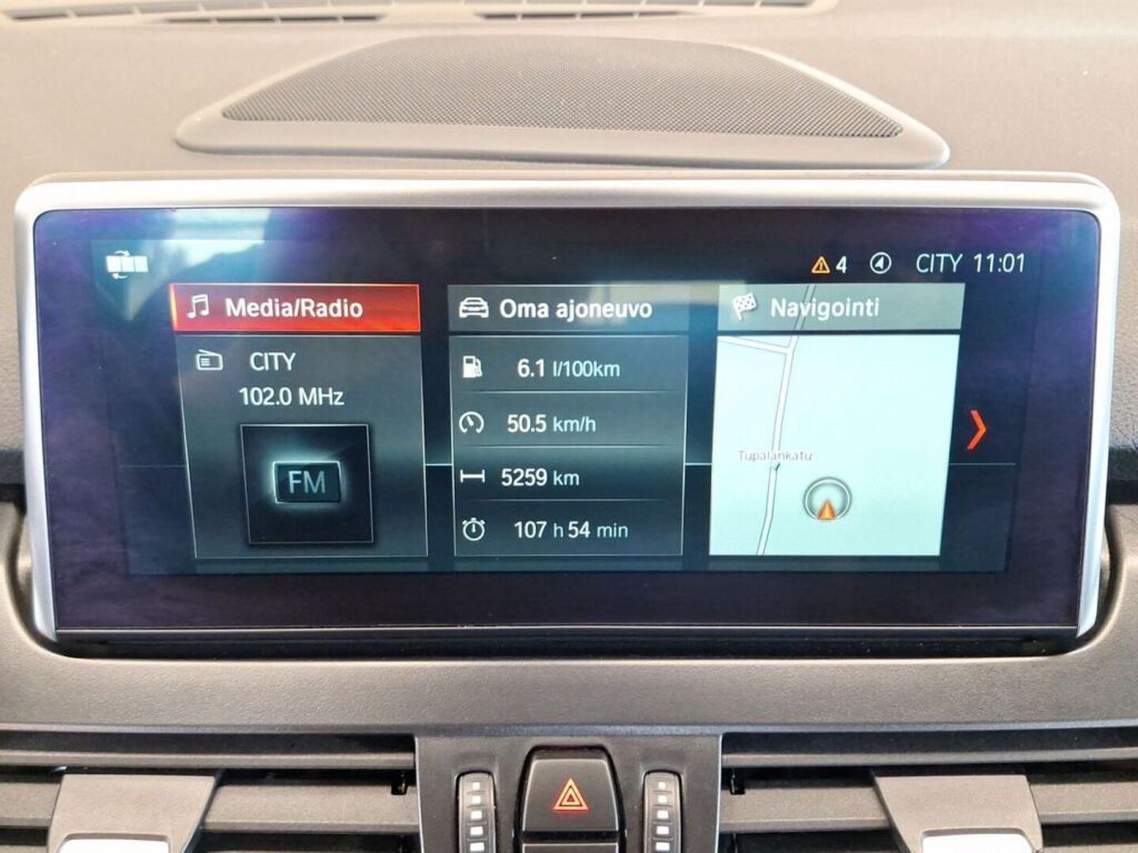 BMW 225 2018 Musta