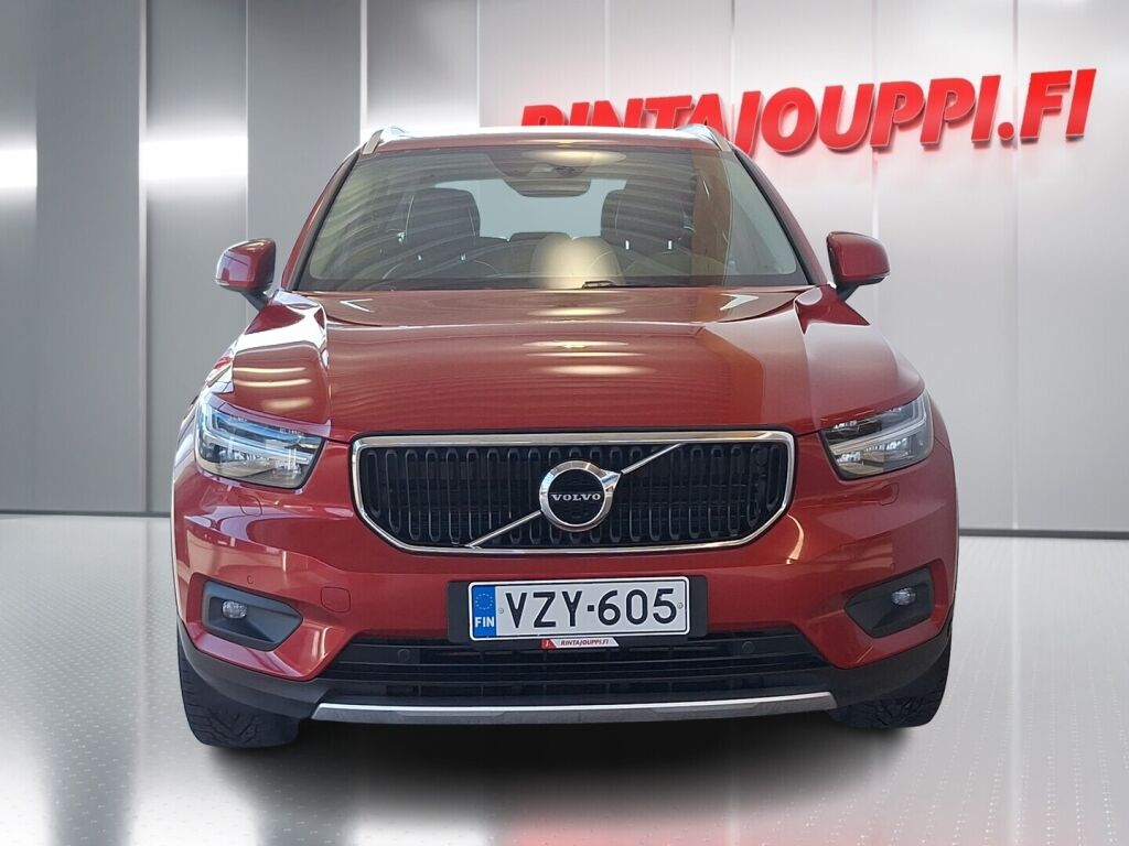 Volvo XC40 2019 Punainen