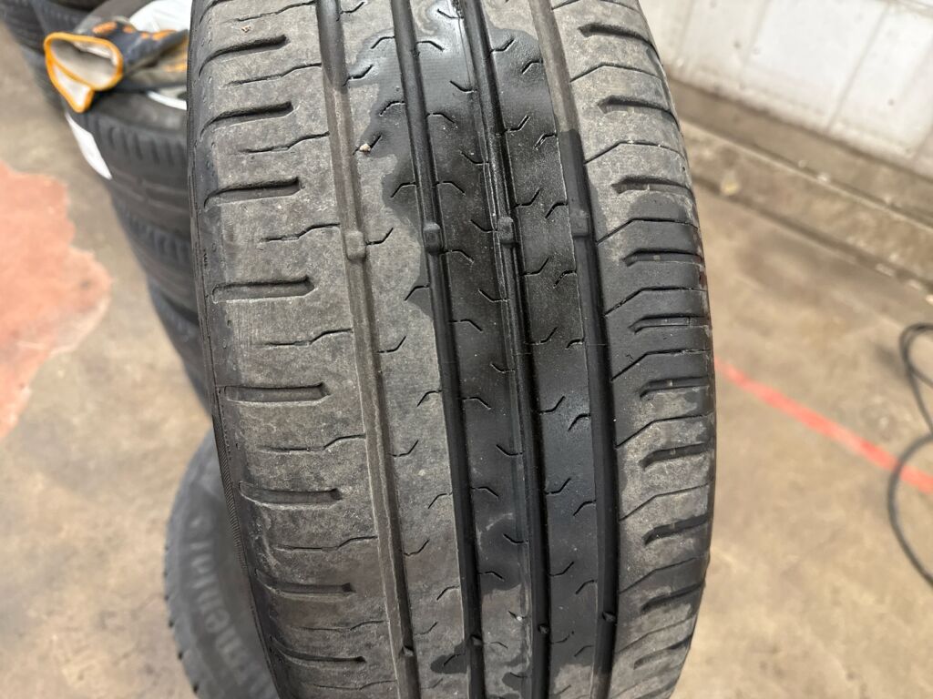 Skoda Octavia 2018 Ruskea (beige)