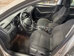 Skoda Octavia 2018 Ruskea (beige)