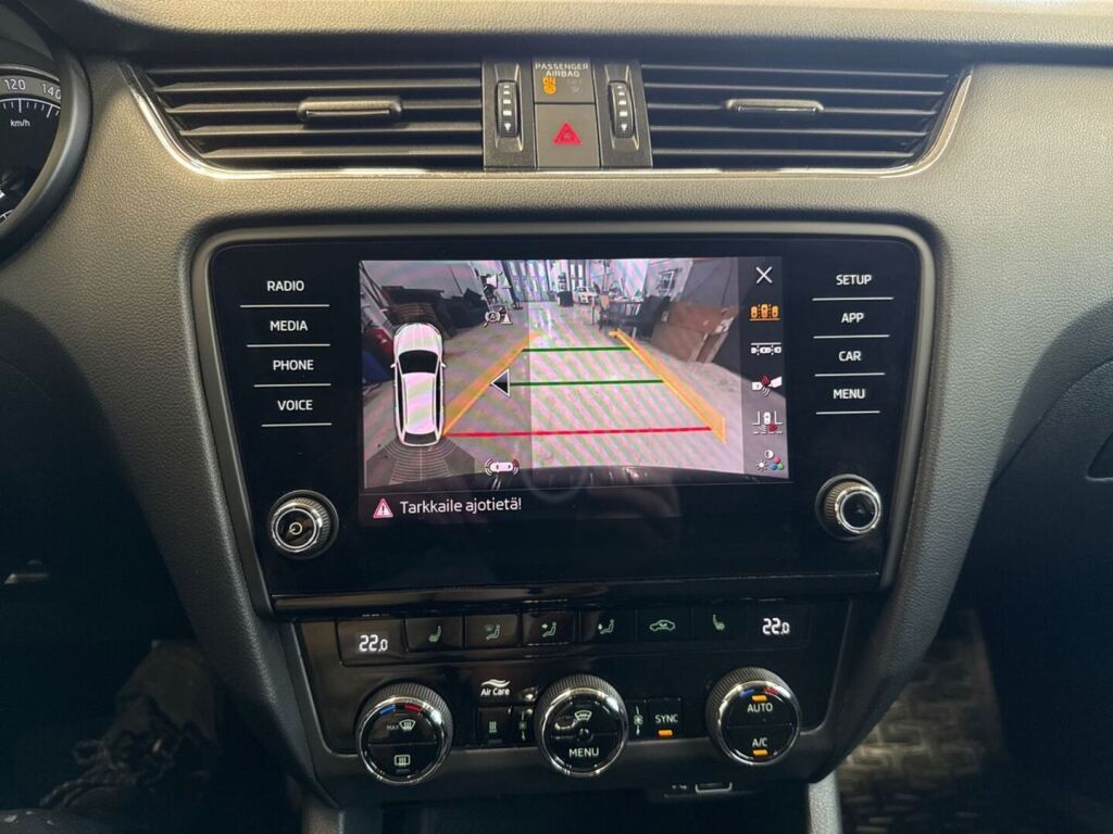 Skoda Octavia 2018 Ruskea (beige)