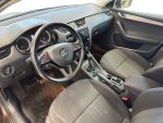 Skoda Octavia 2018 Ruskea (beige)
