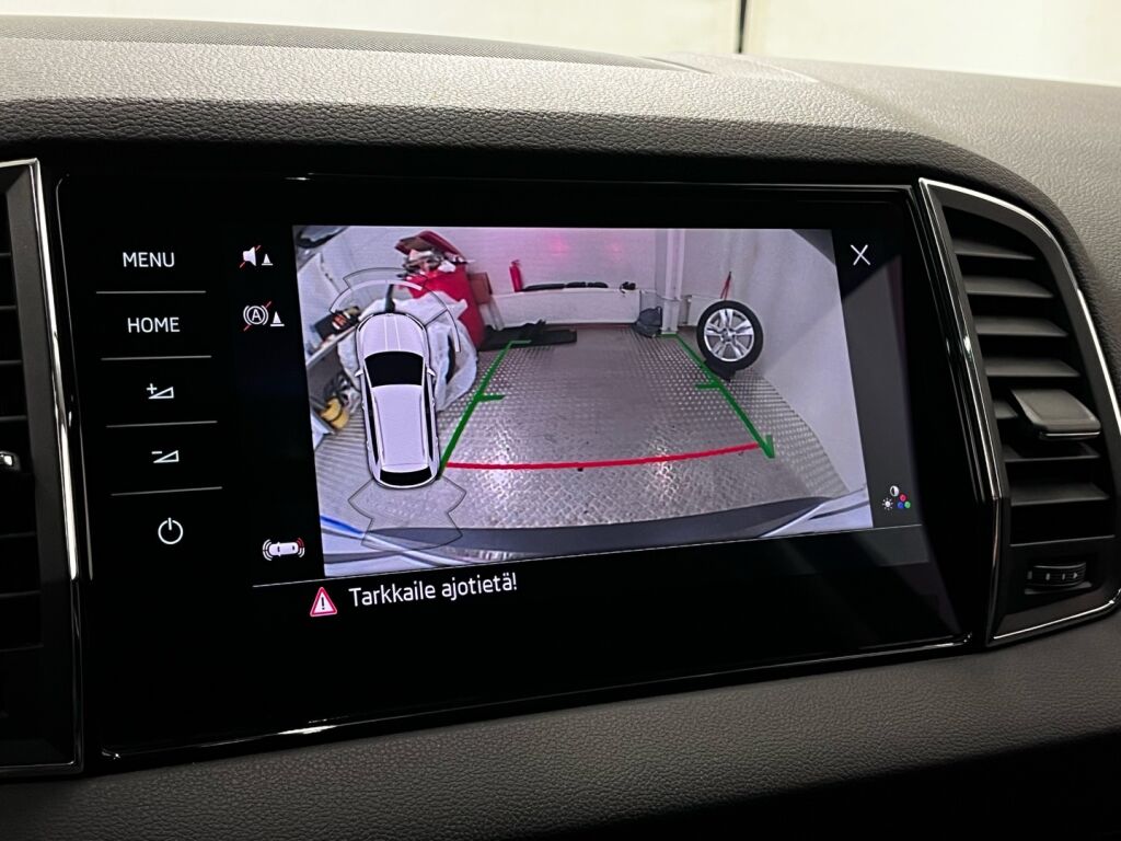 Skoda Karoq 2018 Musta