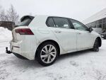 Volkswagen Golf 2024 Valkoinen