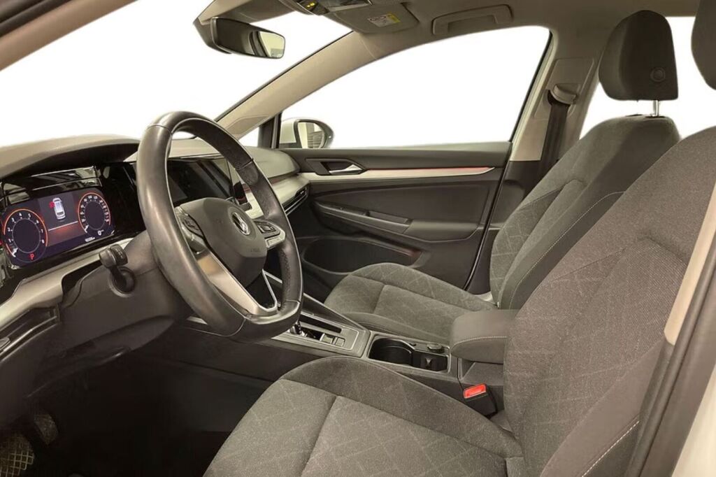 Volkswagen Golf 2021 