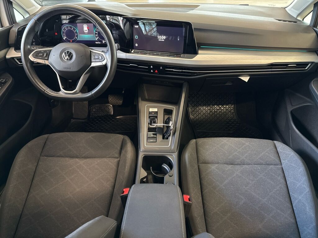 Volkswagen Golf 2021 