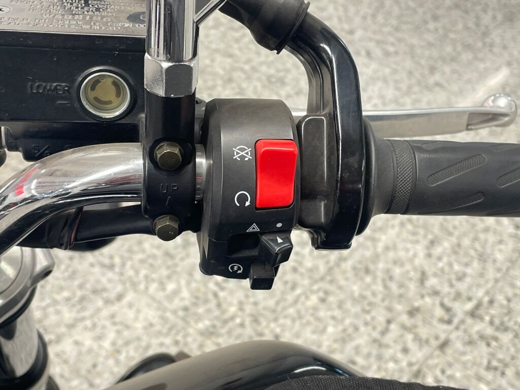 Suzuki GSX 2007 Musta