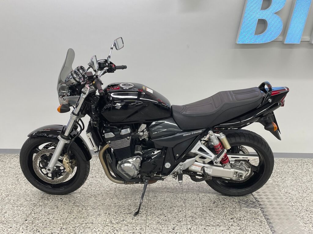 Suzuki GSX 2007 Musta