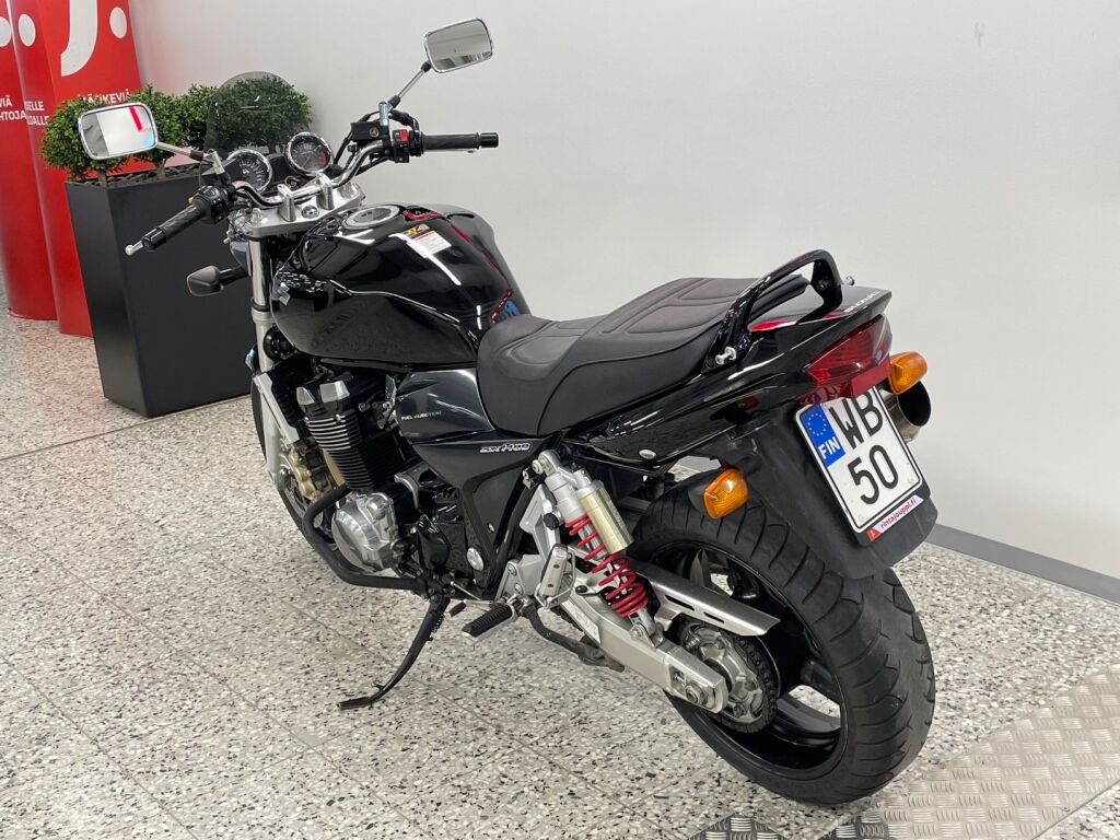 Suzuki GSX 2007 Musta