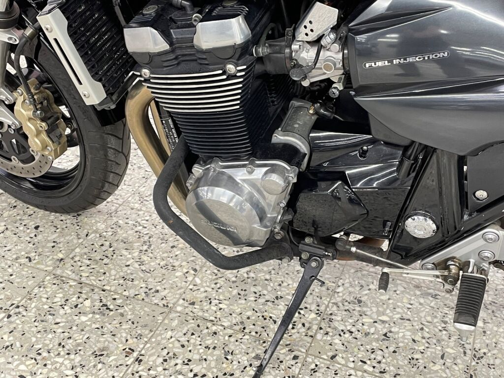 Suzuki GSX 2007 Musta