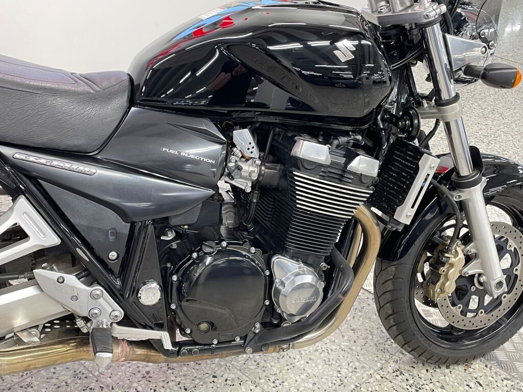 Suzuki GSX 2007 Musta