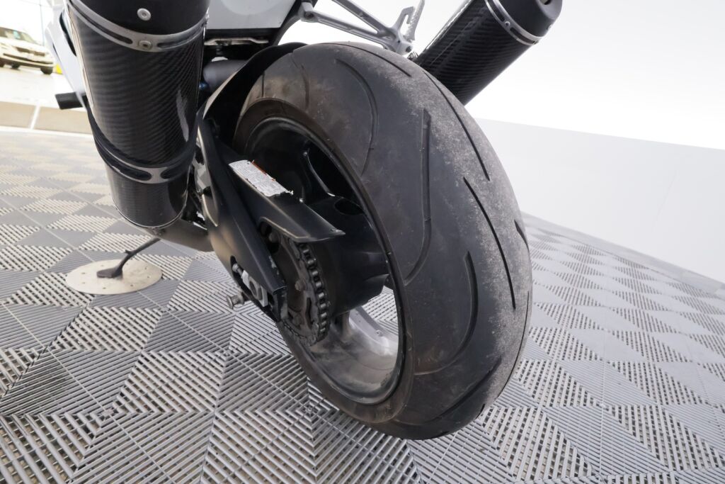 Suzuki GSX-R 2007 Musta