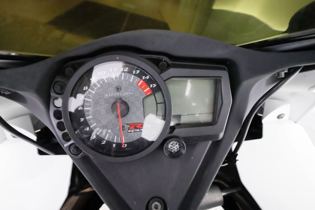 Suzuki GSX-R 2007 Musta