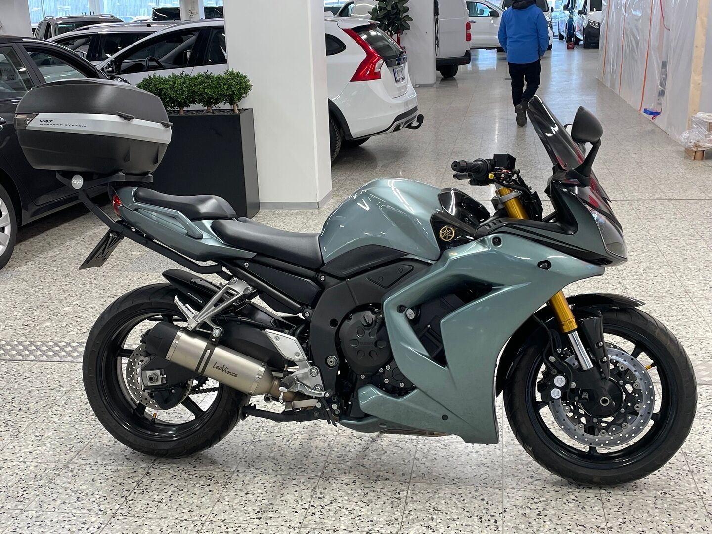 Yamaha FZ1-S