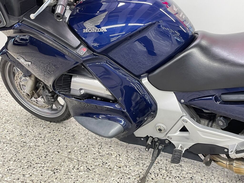 Honda ST 2006 Sininen