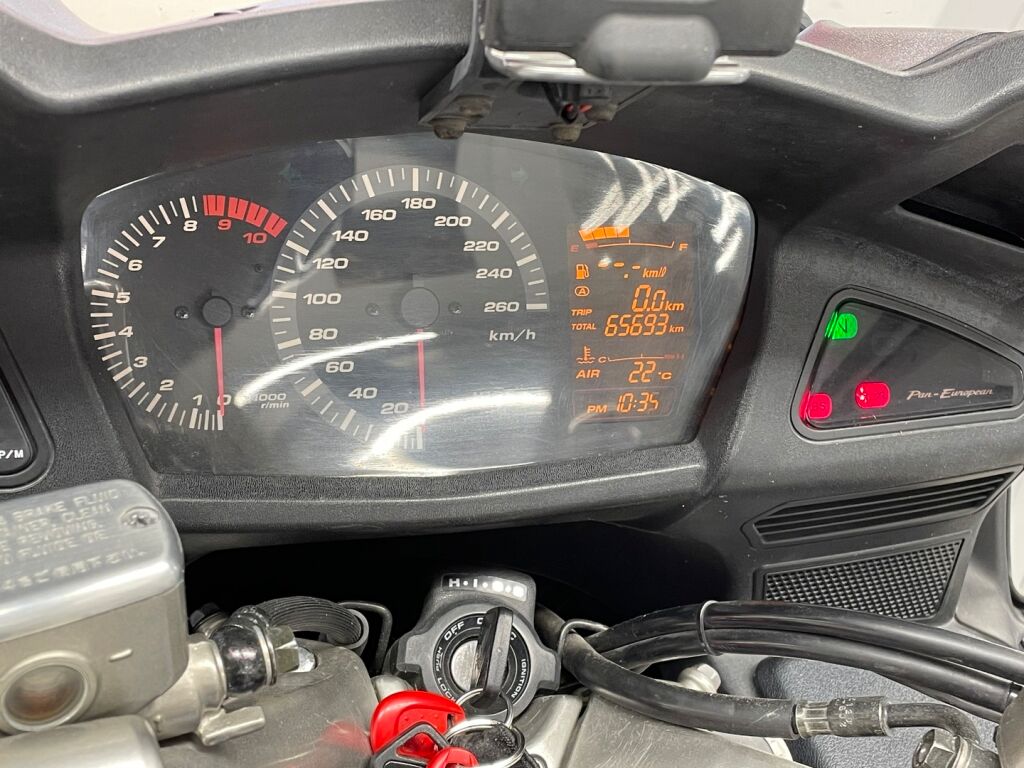 Honda ST 2006 Sininen