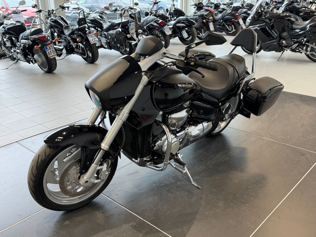 Suzuki INTRUDER 2007 Musta