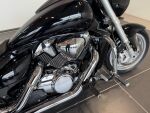 Suzuki INTRUDER 2007 Musta