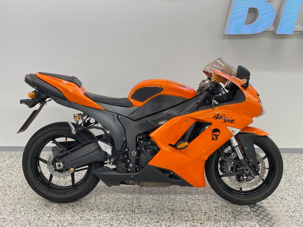 Kawasaki ZX-6R 2008 Oranssi