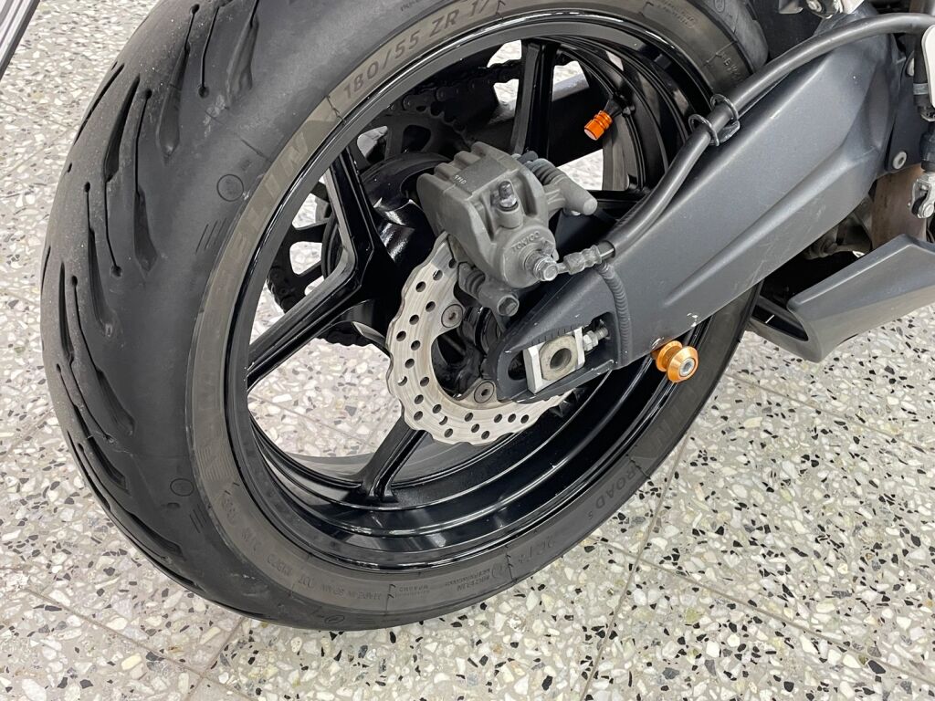 Kawasaki ZX-6R 2008 Oranssi