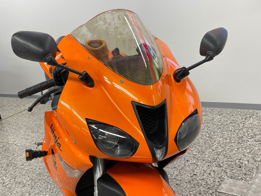 Kawasaki ZX-6R 2008 Oranssi