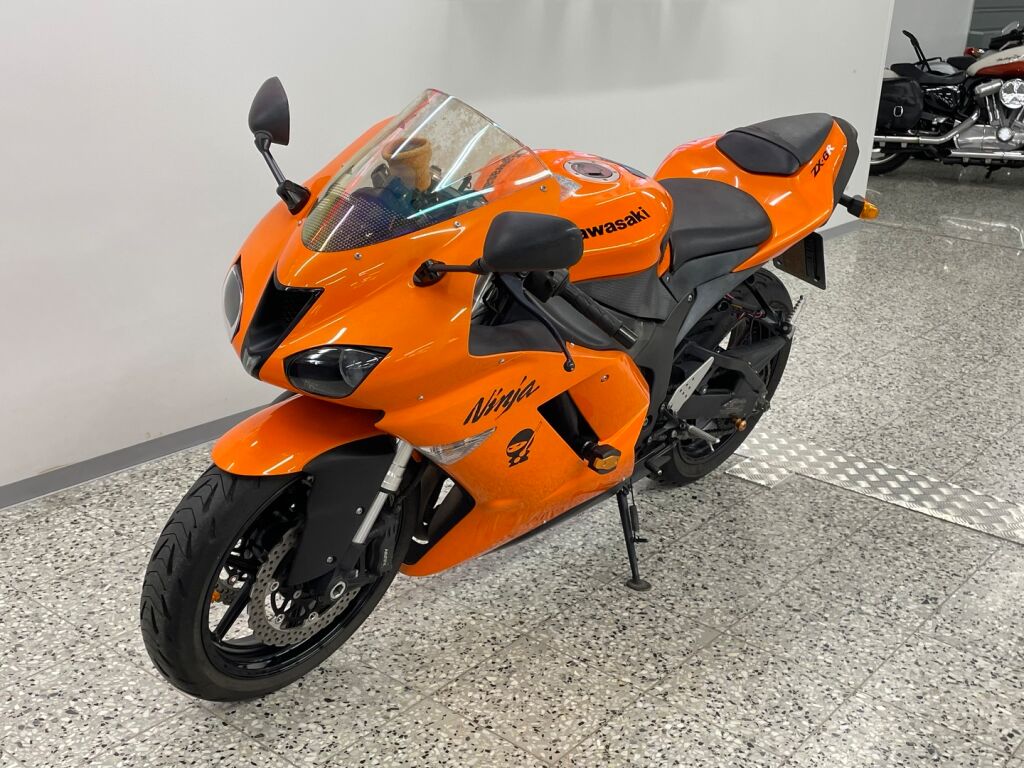 Kawasaki ZX-6R 2008 Oranssi
