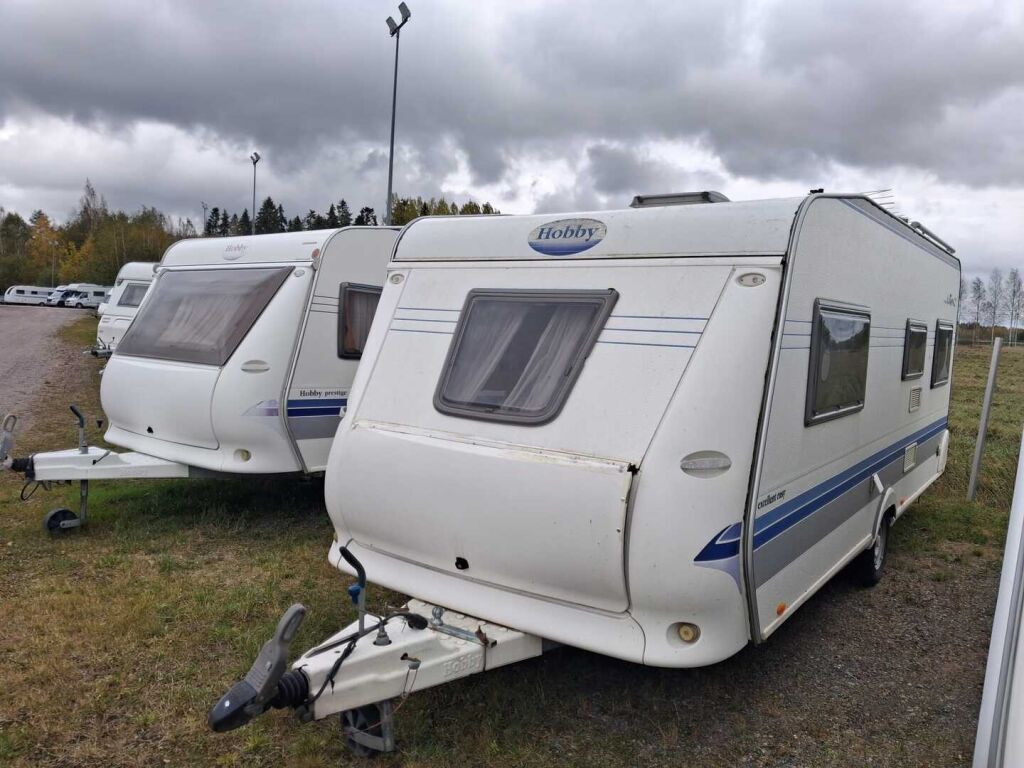 Hobby EXCELLENT 2004 Valkoinen