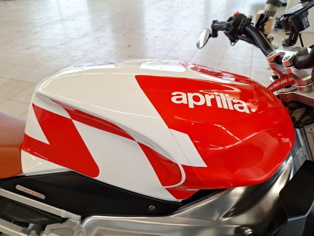 Aprilia TUONO 2007 