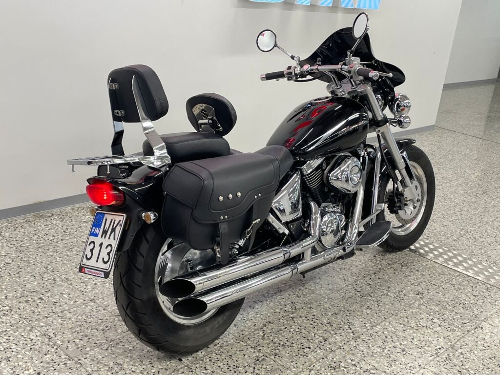 Suzuki VZ 2000 