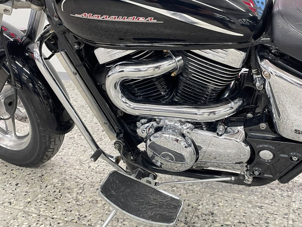 Suzuki VZ 2000 