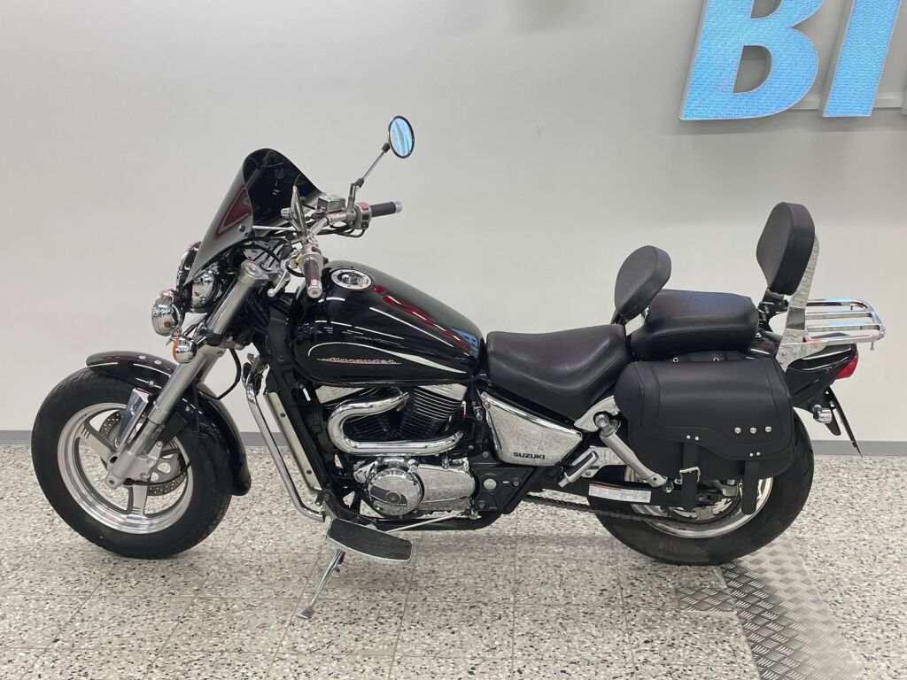 Suzuki VZ 2000 